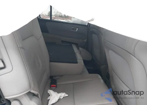 2014 Honda Pilot Touring z USA, uszkodzony, nr VIN 5FNYF4H95EB003173